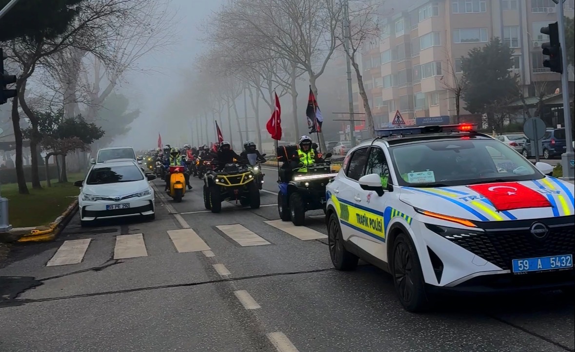 Şanlı Bayrağımız Uğruna Birlik Sürüşü